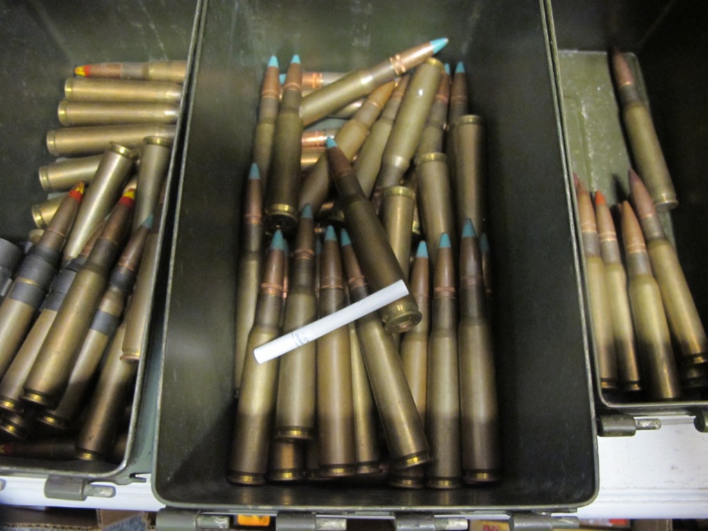 true-gun-shop_06.jpg