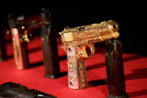 mexican_guns_10.jpg